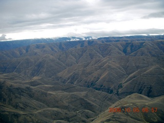 57 6n5. aerial - Washington, Idaho, Oregon flight - Snake River canyon - Hells Canyon