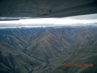 62 6n5. aerial - Washington, Idaho, Oregon flight - Snake River canyon - Hells Canyon