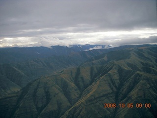 63 6n5. aerial - Washington, Idaho, Oregon flight - Snake River canyon - Hells Canyon