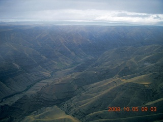 67 6n5. aerial - Washington, Idaho, Oregon flight - Snake River canyon - Hells Canyon