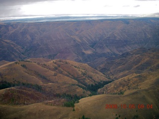 69 6n5. aerial - Washington, Idaho, Oregon flight - Snake River canyon - Hells Canyon