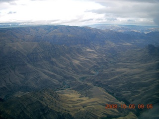 74 6n5. aerial - Washington, Idaho, Oregon flight - Snake River canyon - Hells Canyon