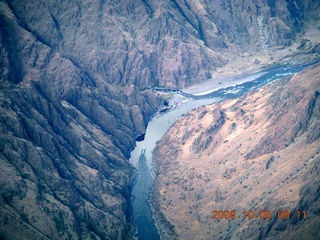 87 6n5. aerial - Washington, Idaho, Oregon flight - Snake River canyon