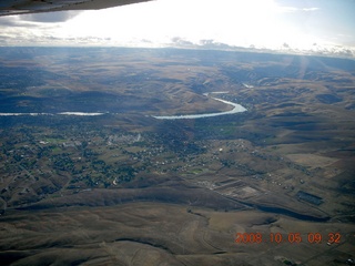 104 6n5. aerial - Washington, Idaho, Oregon flight - Snake River canyon