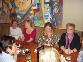 Gaby's fourth birthday - Gaby, Eric -- balloons