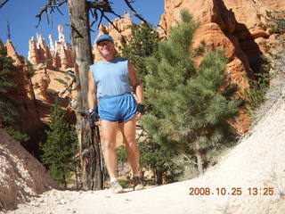 Bryce Canyon - Adam and snow pile