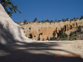 Bryce Canyon - Tower Bridge trail from sunrise