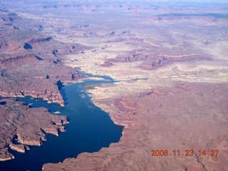 128 6pp. aerial - Lake Powell