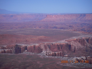 378 6pq. Canyonlands Grandview at sunset