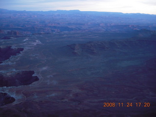 389 6pq. Canyonlands Grandview at sunset
