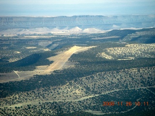 270 6ps. flying with LaVar - aerial - Utah backcountryside - Sage Brush or Peter's Point Airport (WPT687)