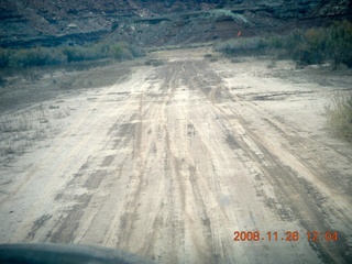 420 6ps. flying with LaVar - aerial - Utah backcountryside - Mineral Canyon Airport (UT75)