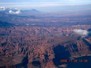 211 6pu. aerial Lake Powell