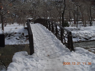 179 6qm. Zion National Park - Emerald Pools hike - bridge