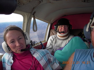 264 6qm. Debbie and Beth in N4372J