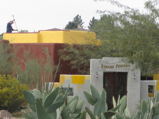 beths' pictures - Dita's partly-yellow house
