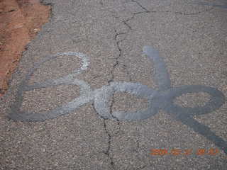 87 6tm. Monument Valley (UT25) run - Bob's signature in tar