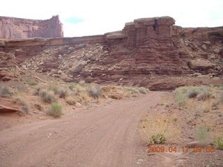 156 6uh. Canyonlands - Lathrop trail hike