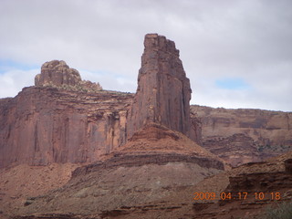 171 6uh. Canyonlands - Lathrop trail hike