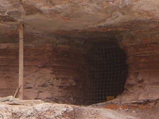 193 6uh. Canyonlands - Lathrop trail hike - uranium mine