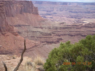 224 6uh. Canyonlands - Lathrop trail hike