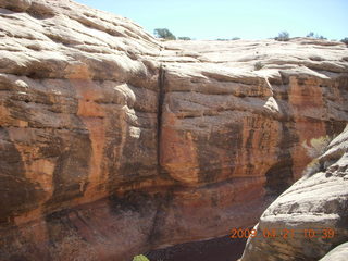 91 6um. Fry Canyon (UT74) - slot canyon