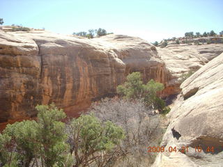 103 6um. Fry Canyon (UT74) - slot canyon