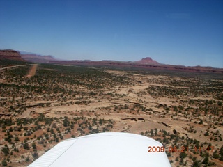 131 6um. Fry Canyon (UT74) - aerial