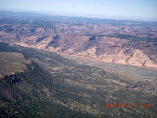 158 6um. aerial - Monument Valley - reef