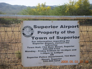 Superior Airport (E81) sign