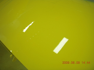 Canyonlands - Lathrop trail hike - picnic table