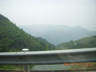 107 6xn. China eclipse - driving down from Anji