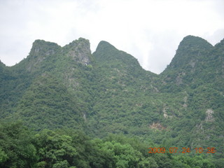 188 6xq. China eclipse - Li River  boat tour