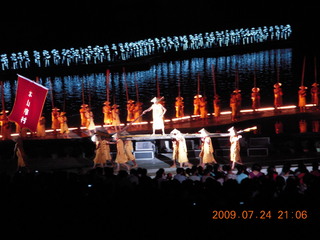 533 6xq. China eclipse - Yangshuo - Impression night show