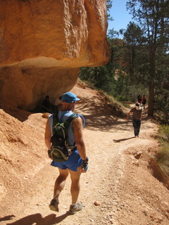 124 702. Bryce Canyon amphitheater hike - Adam