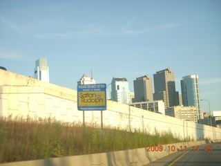 Philadelphia Zoo - Cecelia eating ice cream cone