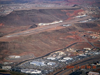 41 72p. aerial - Saint George Airport (SGU)