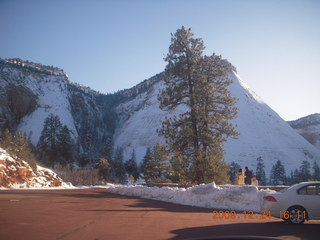 144 72q. Zion National Park - drive