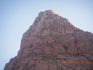 16 72r. Zion National Park - Watchman hike - first sun