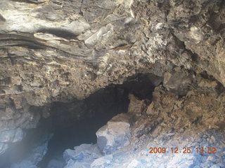 180 72r. Snow Canyon State Park - lava cave