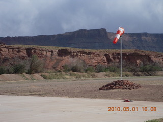 127 771. Tangri-la (UT68), Caveman Ranch