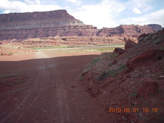 135 771. Tangri-la (UT68), Caveman Ranch run