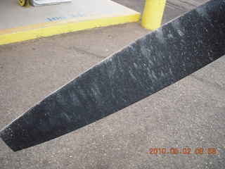 74 772. N4372J propeller with white dusty stuff