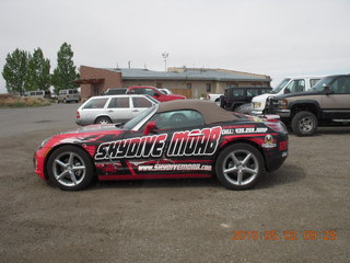 76 772. 'Skydive Moab' car