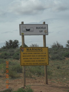 78 772. Mineral Bottom dirt road signs
