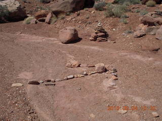 107 774. Canyonlands Lathrop Trail hike - subtle trail marker