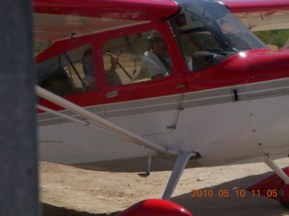 Alamo Lake airstrip - landing airplane