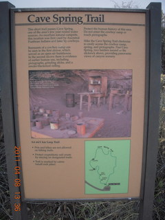 188 7j8. Canyonlands Needles - Cave Spring hike