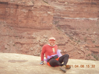 263 7j8. Canyonlands Needles Slickrock hike - Adam (tripod)