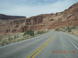 147 7j9. Arches National Park drive